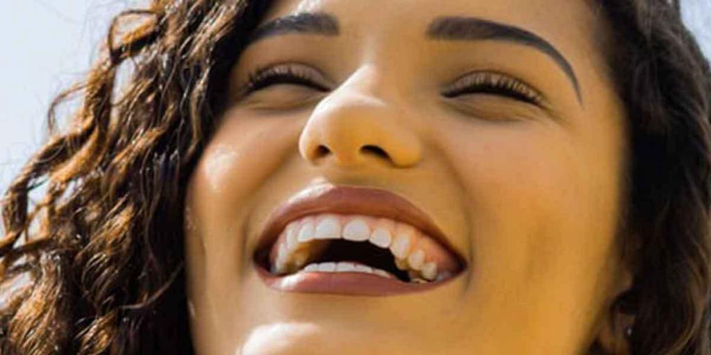 Dental Services Recommended Solutions to Get The White Teeth