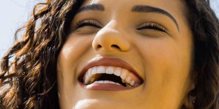 Dental Services Recommended Solutions to Get The White Teeth