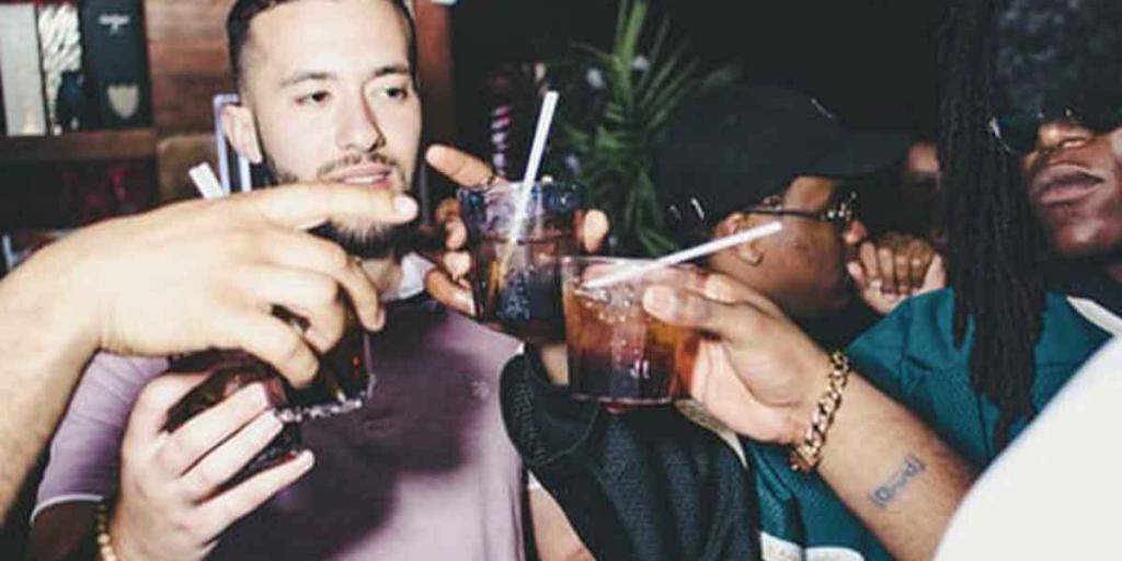 Dental Care Tips in Holiday Season by General Dentist Near Me