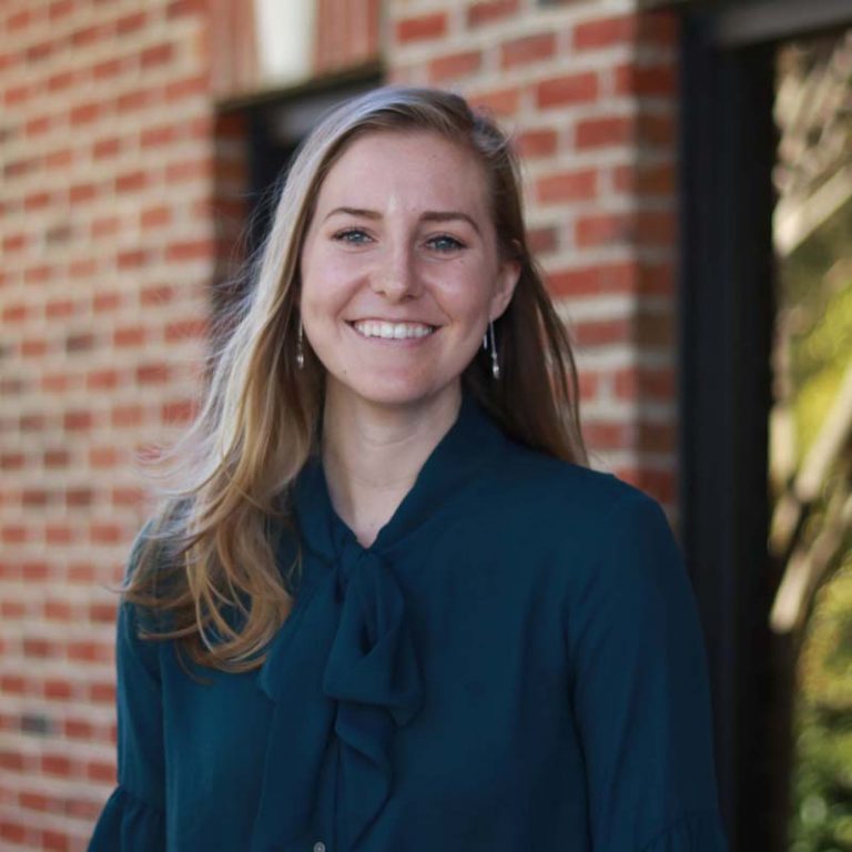 171774228.qHvPuPcQ.dentist graham nc 1 768x768