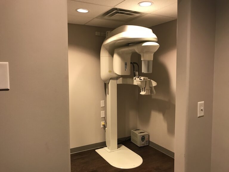 Cone Beam CT x ray machine at Brilliant Smiles Austin 768x576