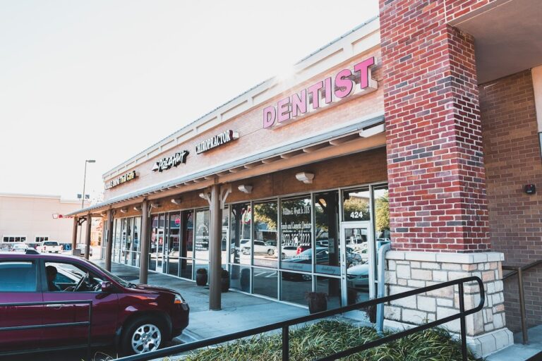 Dentist Flower Mound TX Flower Mound Dental Dr. William E. Wyatt Jr. exterior 768x512