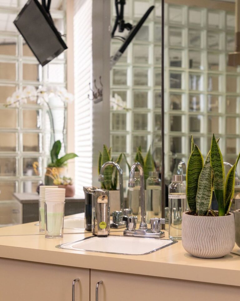 download 1 4 768x961