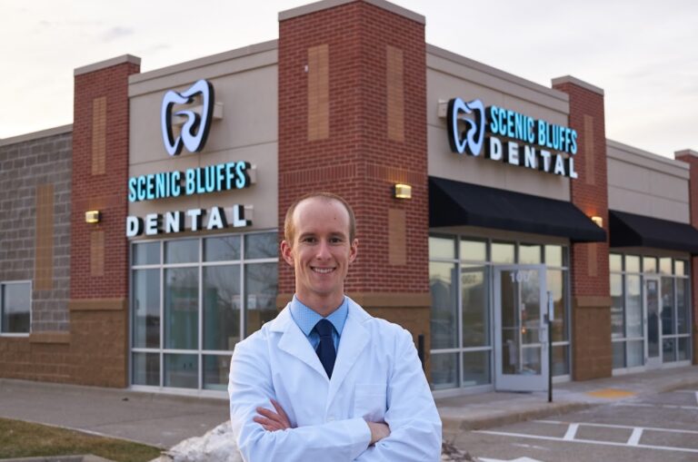 Dentist Prescott WI Scenic Bluffs Dental Dr. Jay Feuillerat exterior 768x509