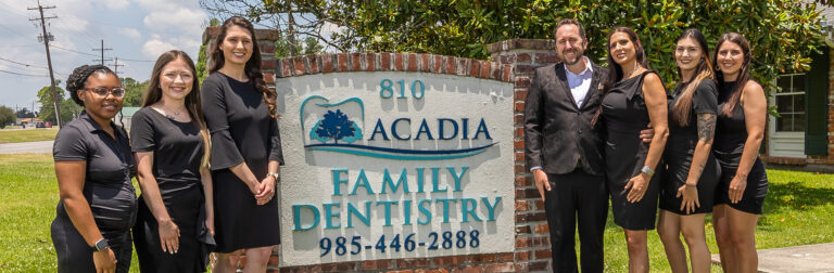 Dentist Thibodaux LA Acadia Family Dentistry Dr. Jared Palmer team pic 768x252