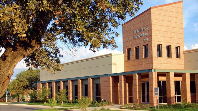 Endodontist San Antonio TX Endodontic Consultants of San Antonio Rick S. Schwartz DDS exterior 768x430