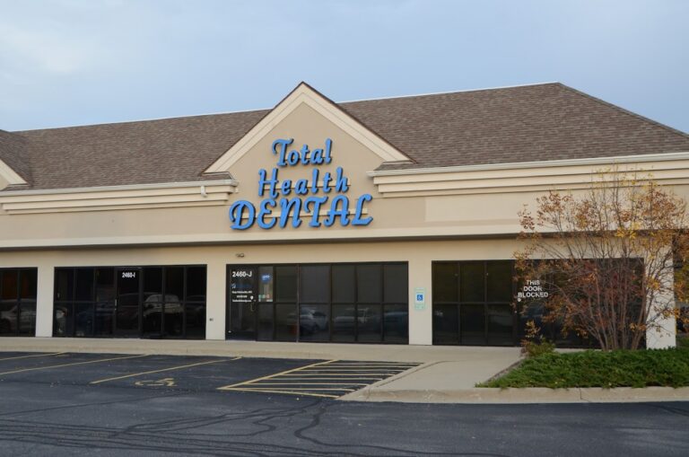 Dentist Aurora IL Total Health Dental Dr. Khaja Mohsinuddin EXTERIOR 1 768x509