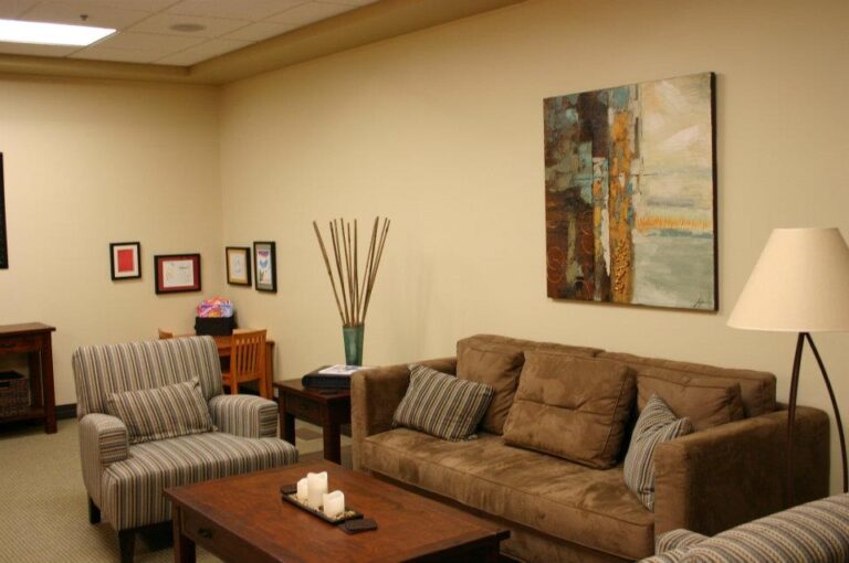 Dentist Lake Oswego OR Westlake Family Dentistry Dr. Brad Sievert INTERIOR 2 768x510