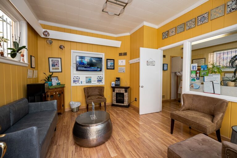 Waiting room at Bethesda dentist Schlobohm Dental Cord H. Schlobohm D.M.D 768x512