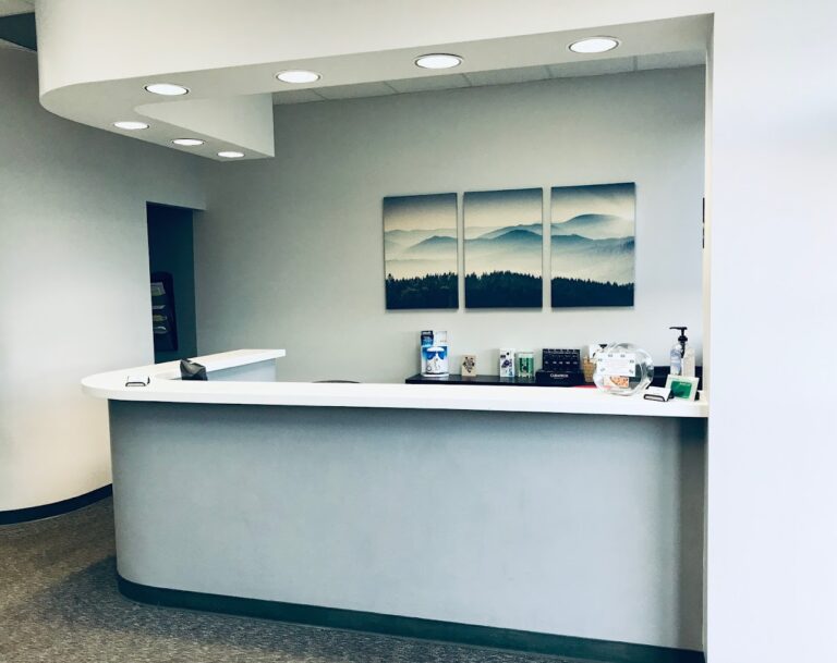 Dentist Littleton CO High Forest Dental Allison H. Brown interior 1 768x609