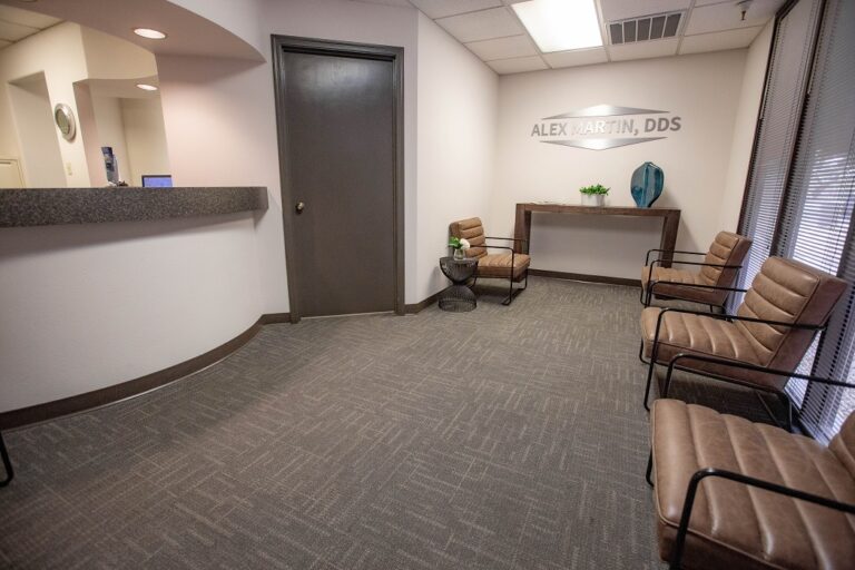 Reception and waiting area at the office of Scottsdale dentist Dr. Alex Martin DDS 768x512