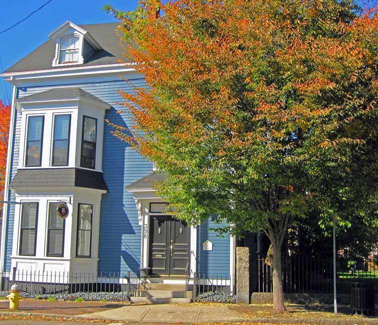 Exterior view Salem MA dentist Essex Street Dental Medicine
