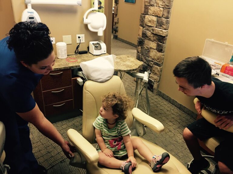 Trusted Dentist in Phoenix AZ Phoenix Dental Studio Dr. Aaron Verbarg Team 2 768x576