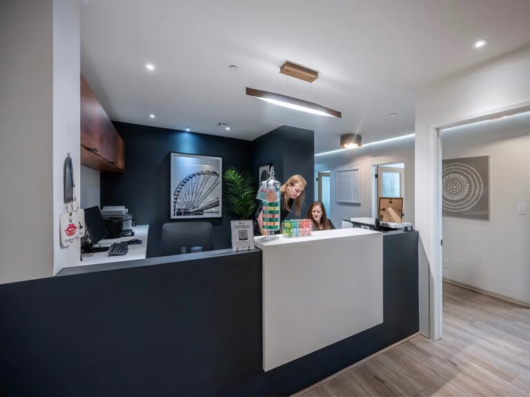 beverly hills cosmetic dentistry reception area 768x576